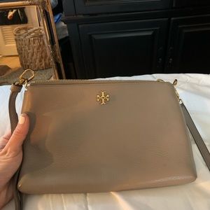 Tory Burch Kira Pebbled Wallet Crossbody